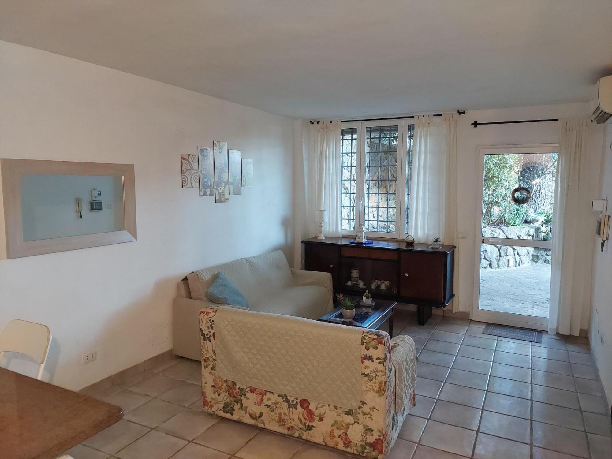 Bed&Breakfast "Fiorella" Sul Lago Castel Gandolfo Dış mekan fotoğraf