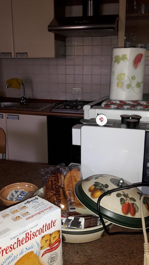 Bed&Breakfast "Fiorella" Sul Lago Castel Gandolfo Dış mekan fotoğraf