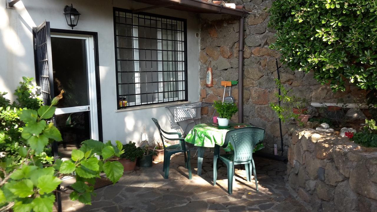 Bed&Breakfast "Fiorella" Sul Lago Castel Gandolfo Dış mekan fotoğraf