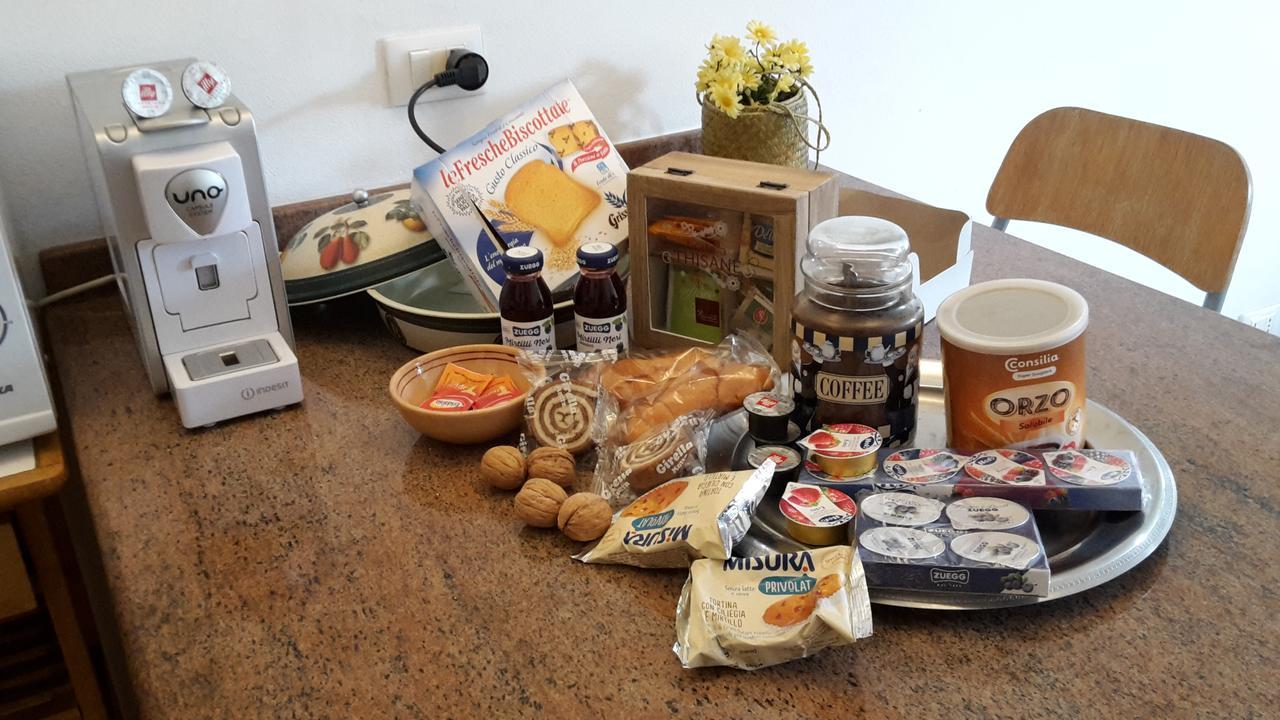 Bed&Breakfast "Fiorella" Sul Lago Castel Gandolfo Dış mekan fotoğraf